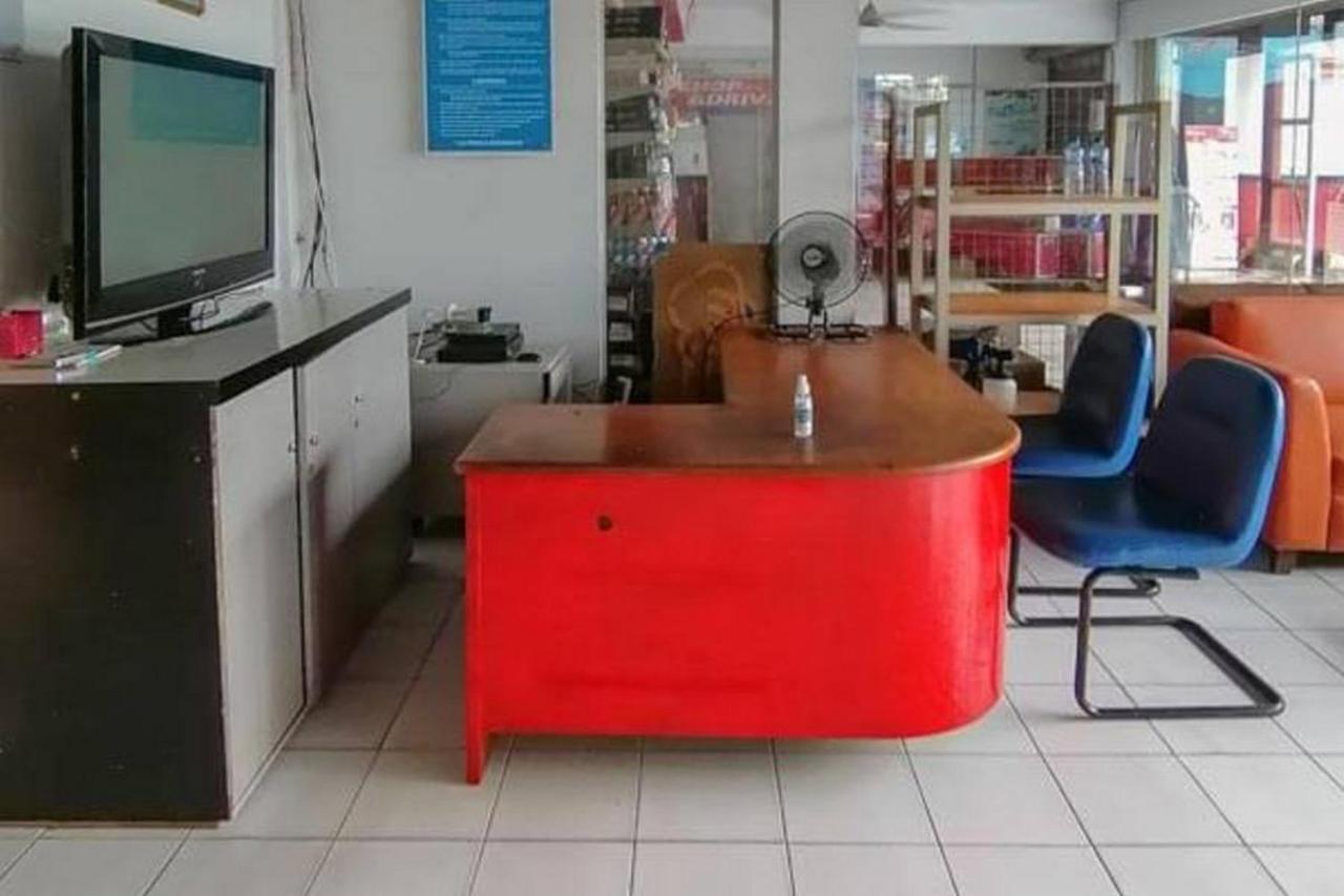 Laponca Residence Pondok Cabe Syariah Redpartner Buaran Extérieur photo